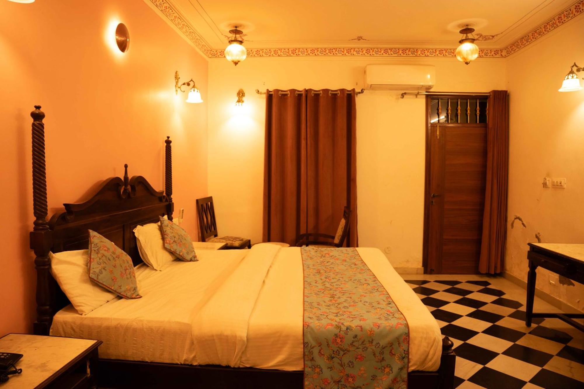Hotel Karohi Villa Udaipur Extérieur photo