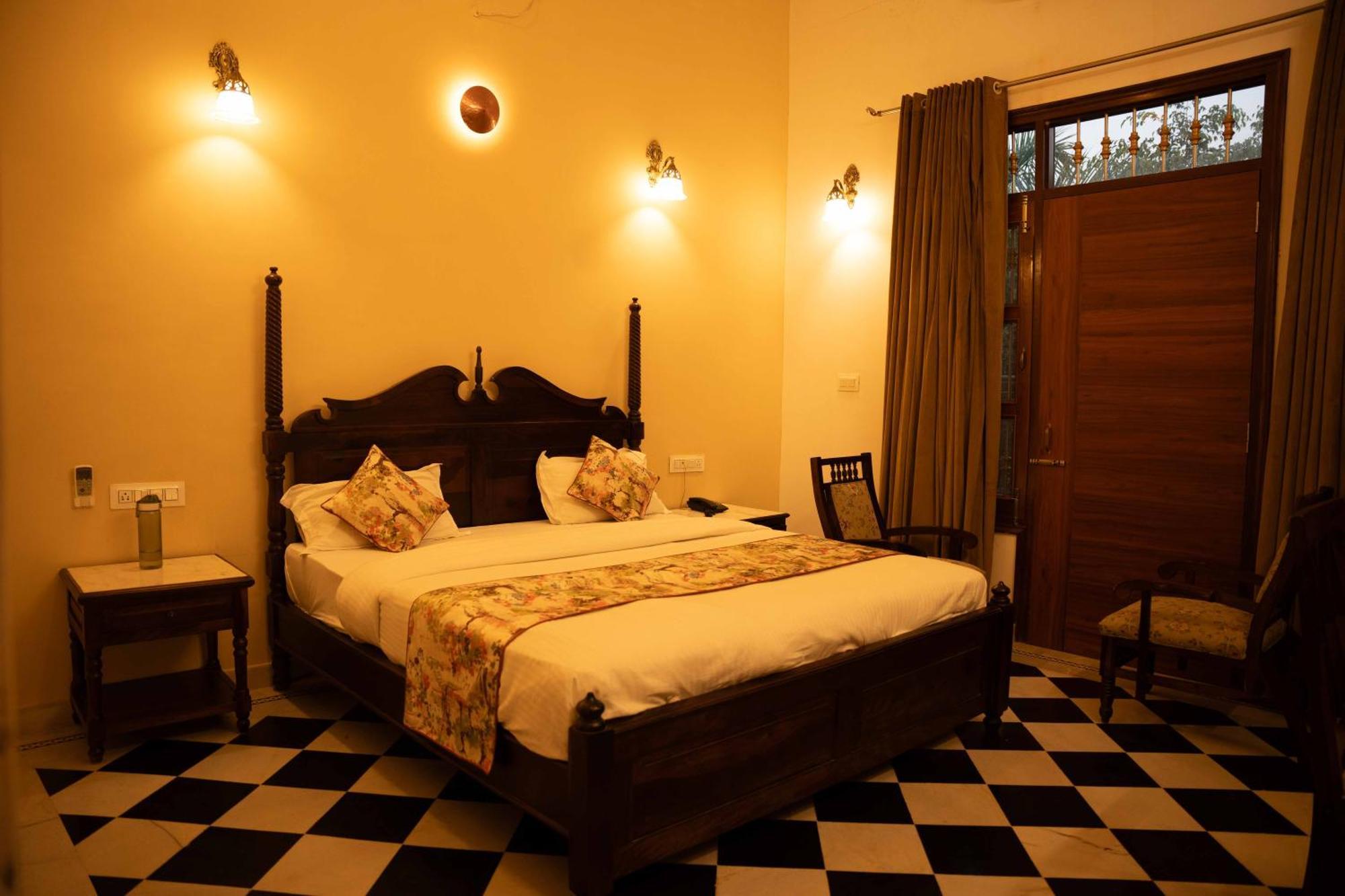 Hotel Karohi Villa Udaipur Extérieur photo