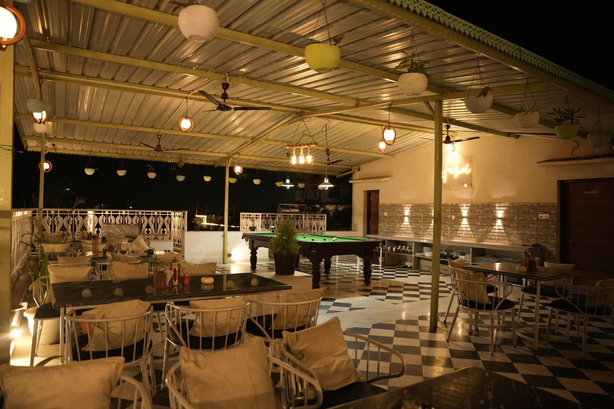 Hotel Karohi Villa Udaipur Extérieur photo