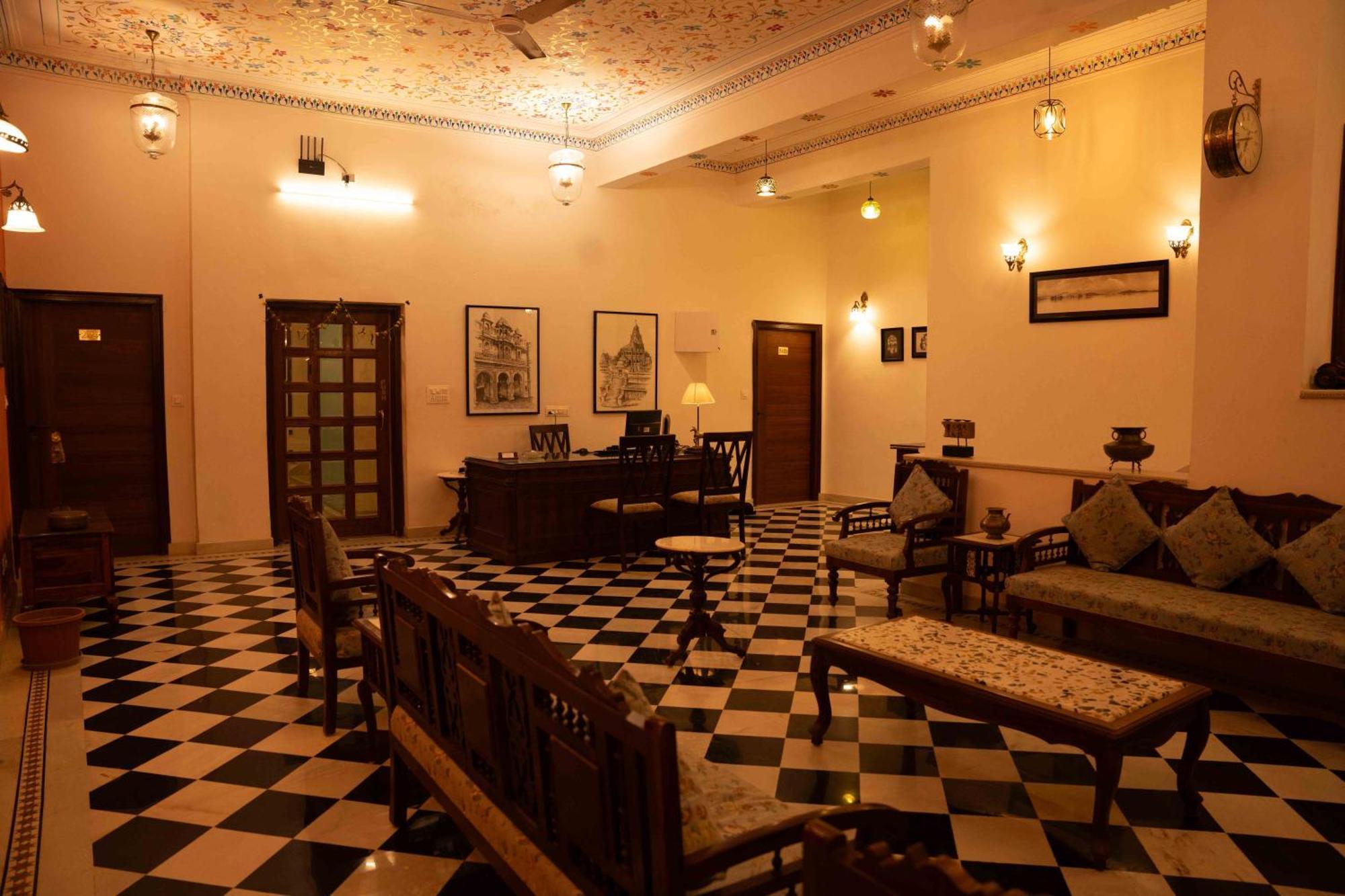 Hotel Karohi Villa Udaipur Extérieur photo