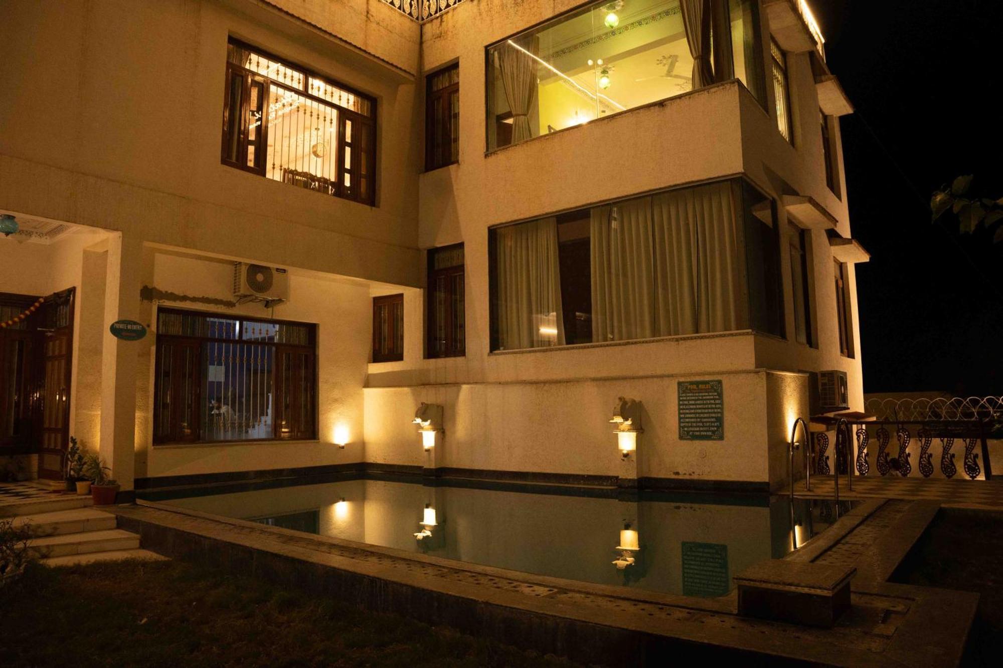Hotel Karohi Villa Udaipur Extérieur photo