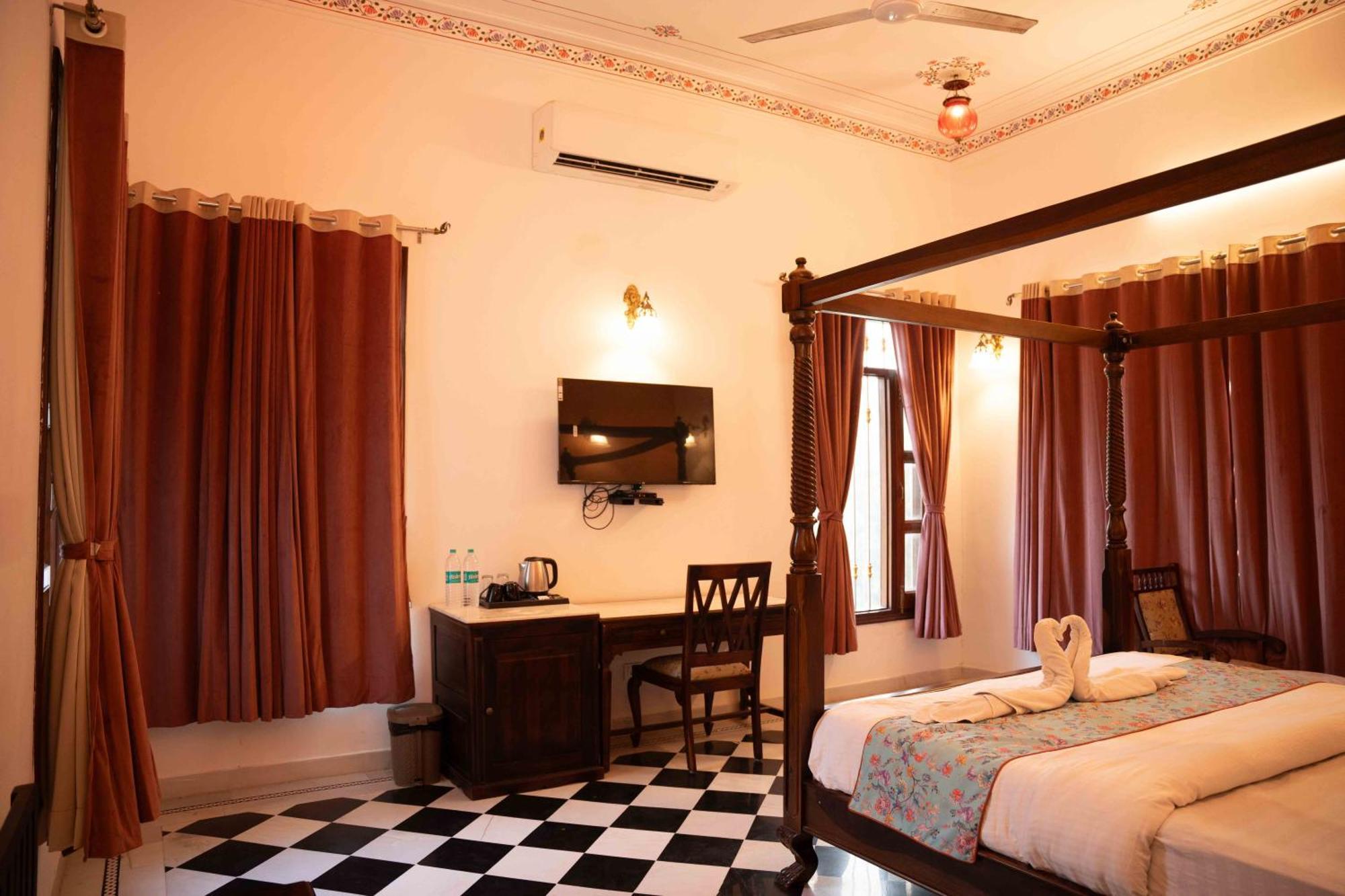Hotel Karohi Villa Udaipur Extérieur photo