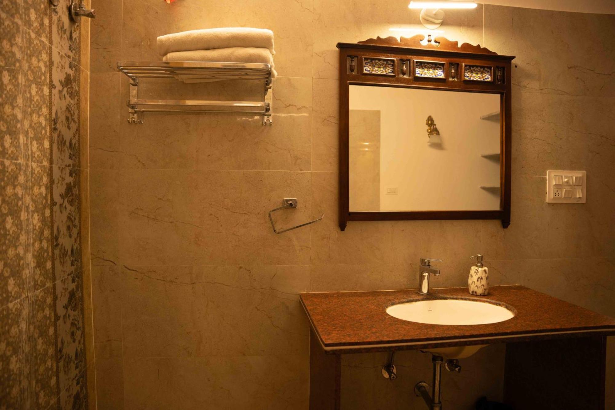 Hotel Karohi Villa Udaipur Extérieur photo